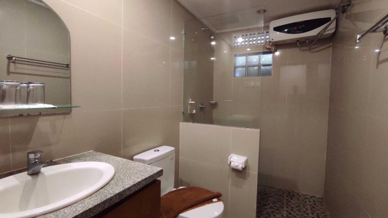 Manu Guest House 2 Canggu Εξωτερικό φωτογραφία