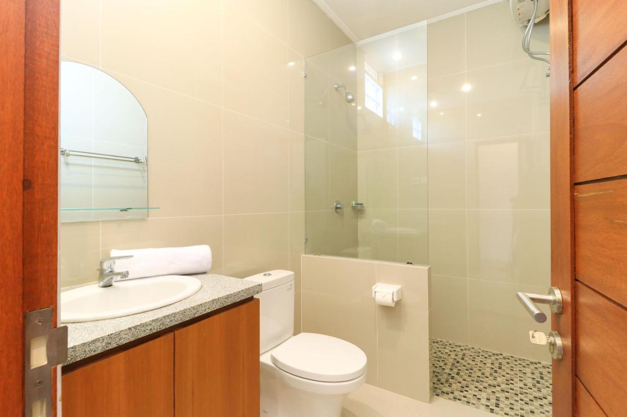 Manu Guest House 2 Canggu Εξωτερικό φωτογραφία